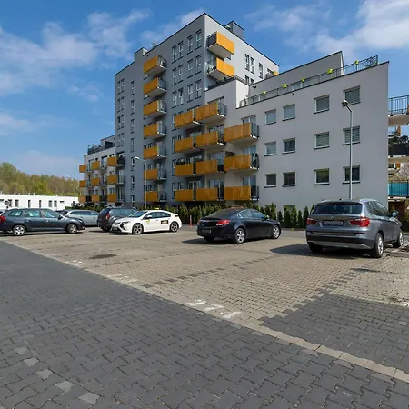 公寓 Przestronny Z 2 Sypialniami Parkingiem I Balkonem By Renters